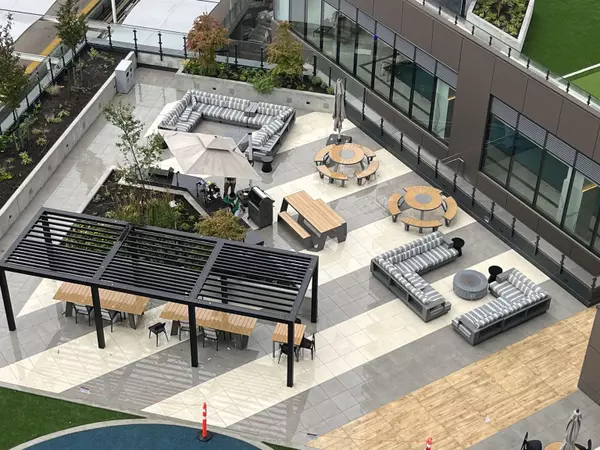 Burnaby, BC V5C 0N9,4168 Lougheed HWY #1301