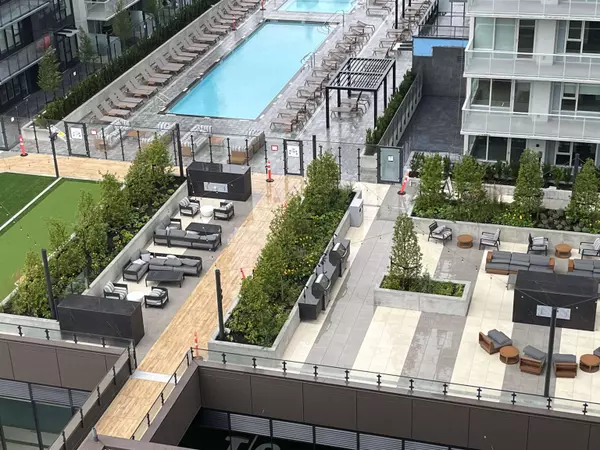 Burnaby, BC V5C 0N9,4168 Lougheed HWY #1301