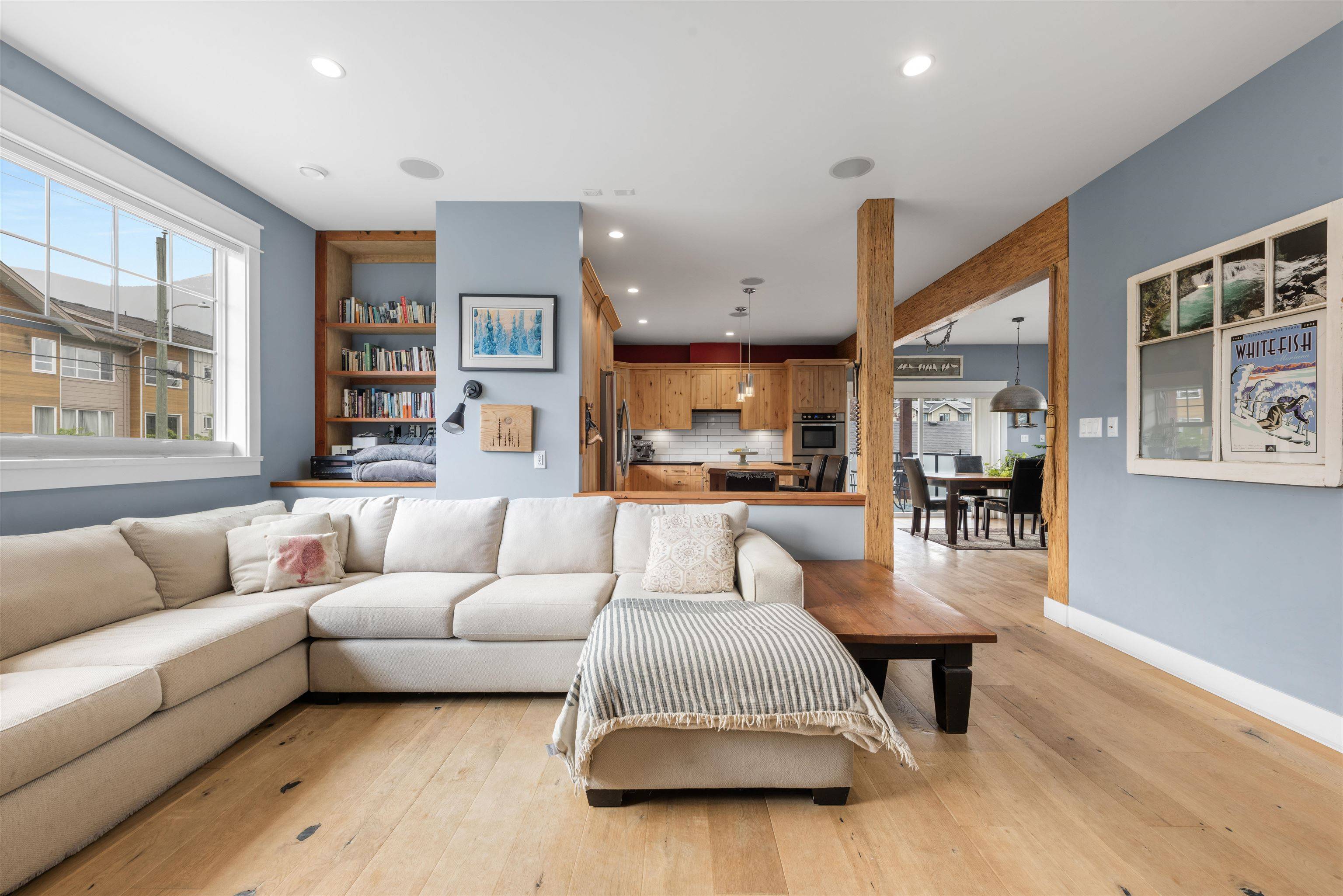 Squamish, BC V8B 0B8,1215 Wilson CRES