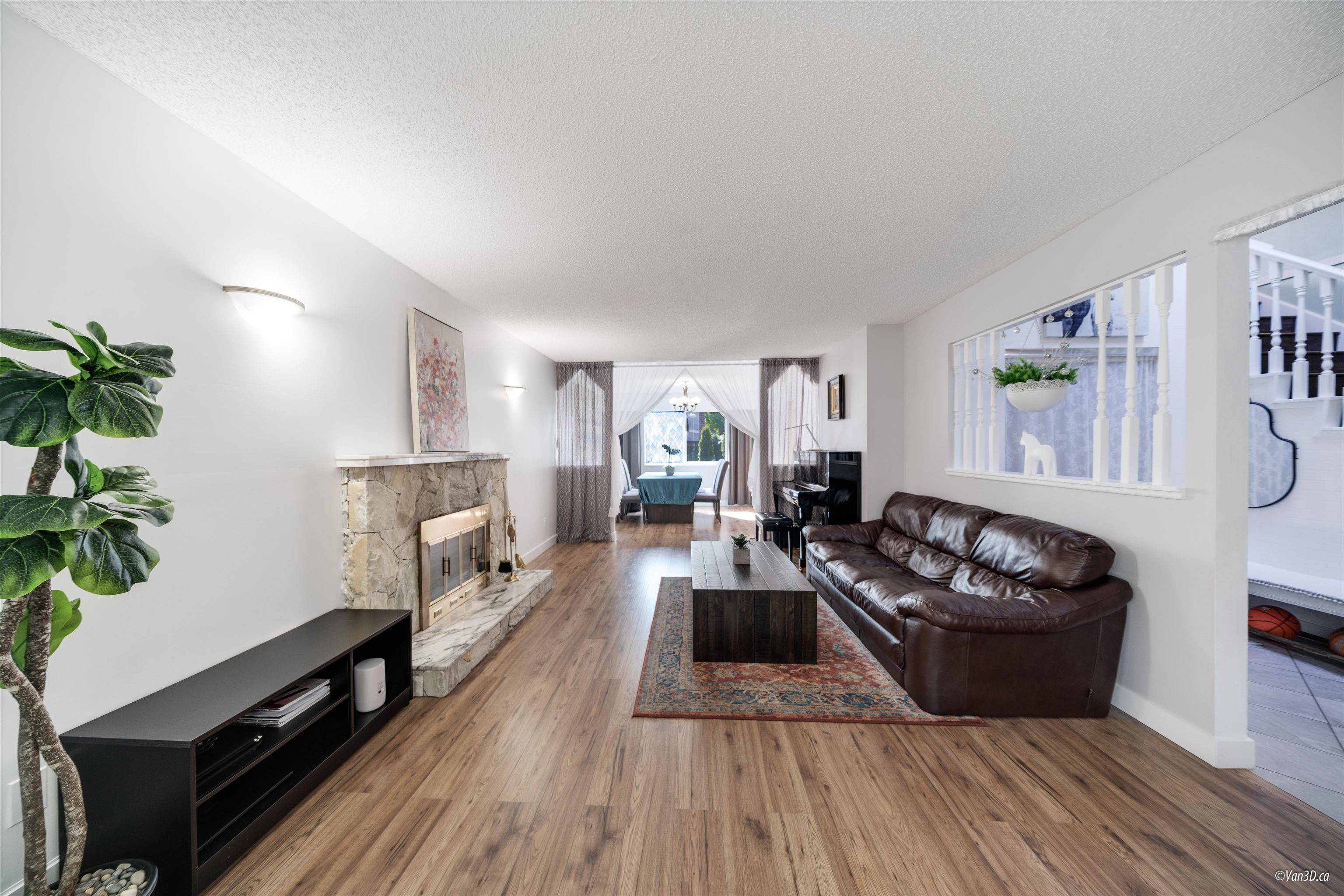 Richmond, BC V7C 4Z9,5200 Sapphire PL