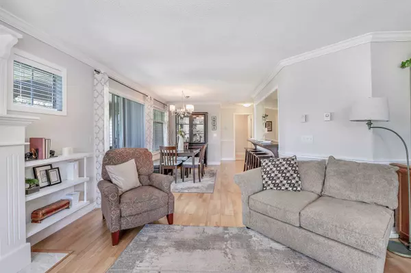 Langley, BC V3A 8M7,20894 57 AVE #305