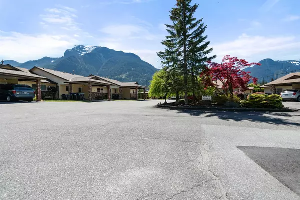 Hope, BC V0X 1L0,420 Rupert ST #H