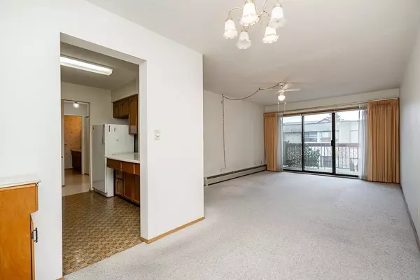 Abbotsford, BC V2T 4N1,31955 Old Yale RD #324