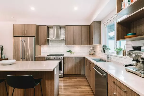 Port Moody, BC V3H 0J9,70 Seaview DR #3