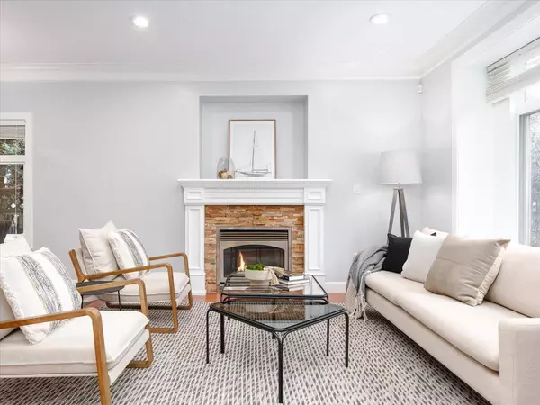 West Vancouver, BC V7W 2E9,6350 Douglas ST