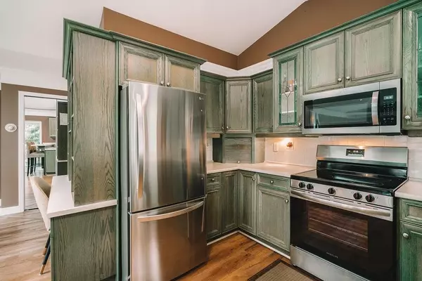 Harrison Hot Springs, BC V0M 1A0,6960 Rockwell DR