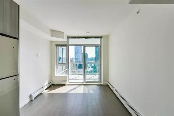 Surrey, BC V3T 0M4,13308 Central AVE #1111