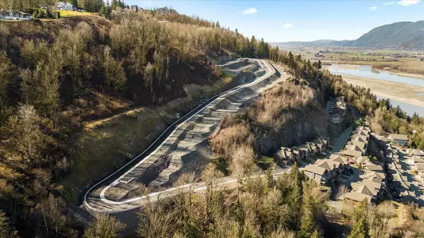 Chilliwack, BC V2R 4A5,43450 Alameda DR #14