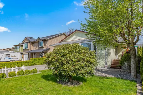 Pitt Meadows, BC V3Y 1Y5,19073 117a AVE