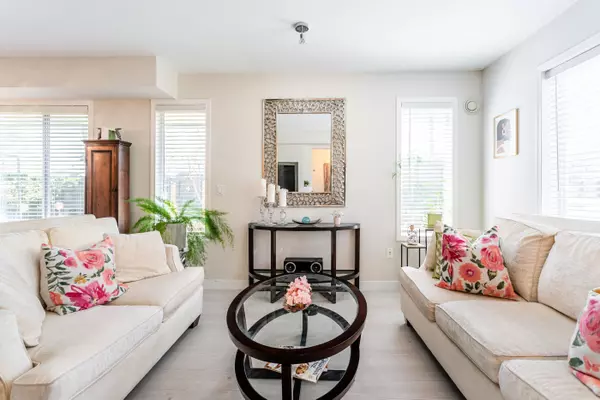 Surrey, BC V3S 8Y2,18883 65 AVE #1