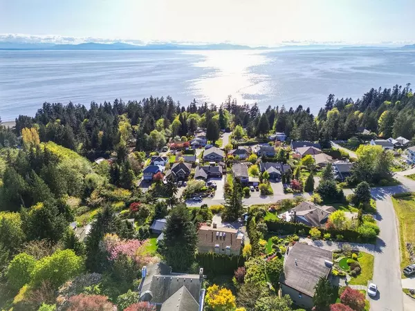 Gibsons, BC V0N 1V5,308 Harry RD