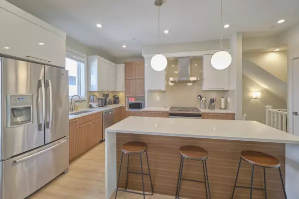 Langley, BC V2Y 0V2,7665 209 ST #20