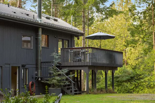 Mayne Island, BC V0N 2J1,532 Aya Reach RD