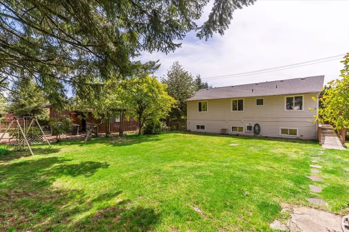 Coquitlam, BC V3K 3R9,2209 Austin AVE