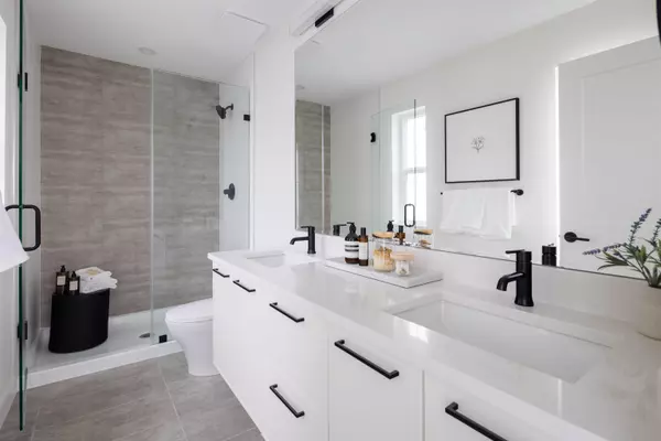 Langley, BC V0V 0V0,8120 200a ST #13