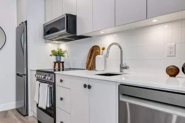 Chilliwack, BC V2R 6L8,45497 Campus DR #114