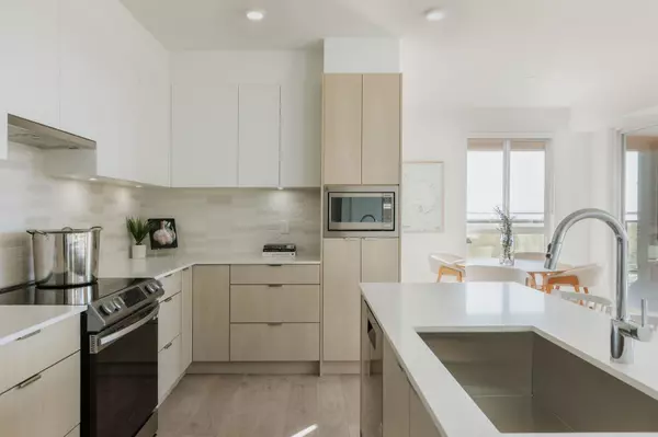 Tsawwassen, BC V4M 0G4,2499 Rabbit DR #315