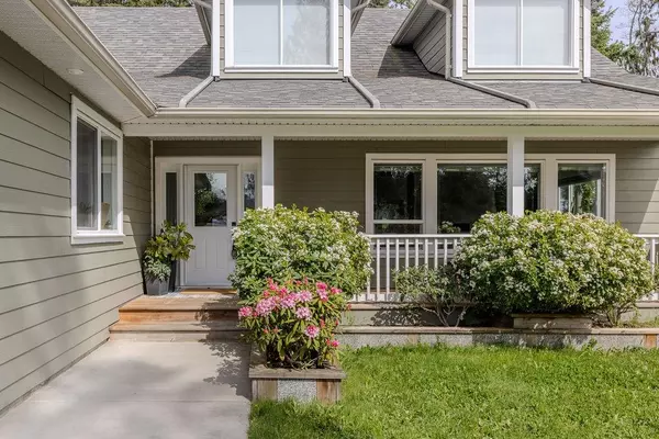 Gibsons, BC V0N 1V5,1418 Stardust PL