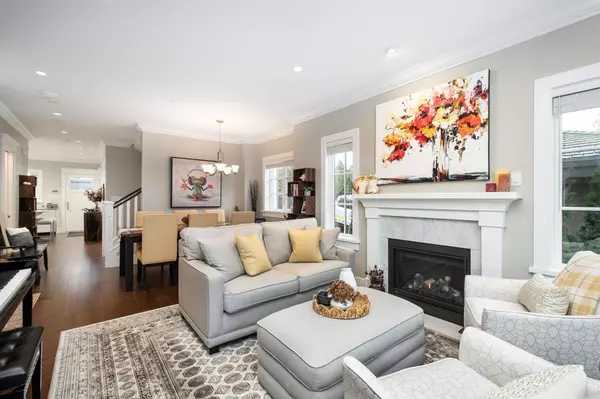 West Vancouver, BC V7T 1R5,1421 Gordon AVE