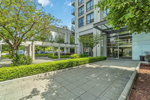 Coquitlam, BC V3B 0B3,2982 Burlington DR #1203