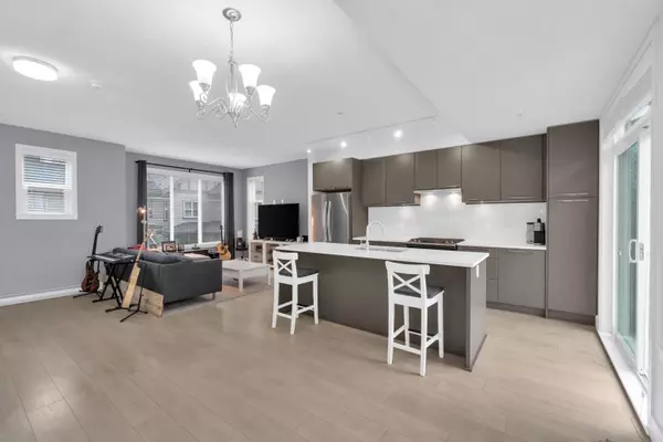 Langley, BC V2Y 0V6,8217 204b ST #63