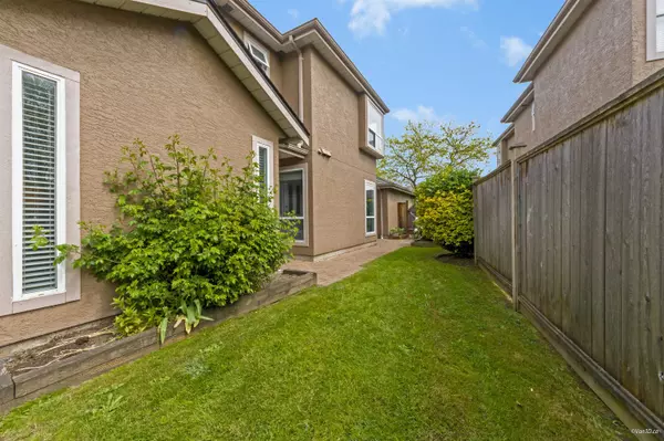 Richmond, BC V6X 3R1,9671 Capella DR #7