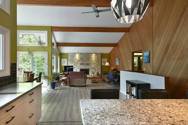 Garden Bay, BC V0N 1S1,13257 Deller RD