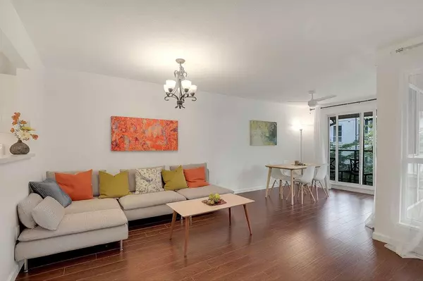 Surrey, BC V3R 0T1,14980 101a AVE #206