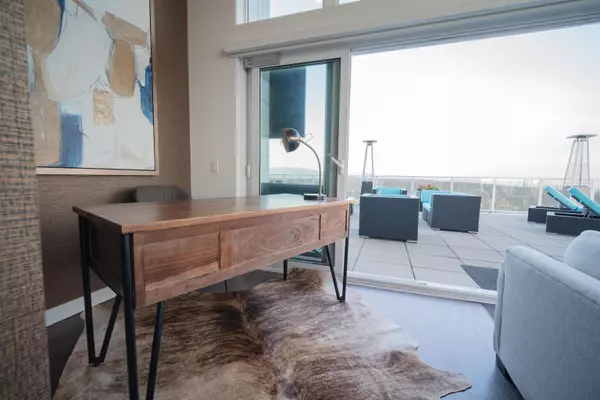 Coquitlam, BC V3J 0J6,657 Whiting WAY #3701