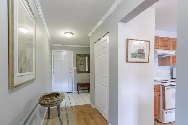 Abbotsford, BC V2T 2C9,32044 Old Yale RD #205