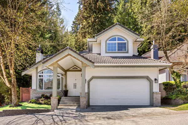 1653 Plateau CRES, Coquitlam, BC V3E 3B3