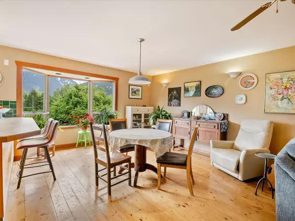 Pemberton, BC V0N 2L0,1404 W Pemberton Farm RD