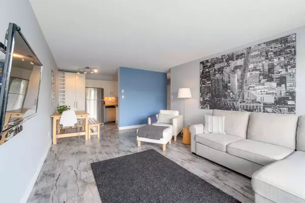 North Vancouver, BC V7L 1L3,155 E 5th ST #108