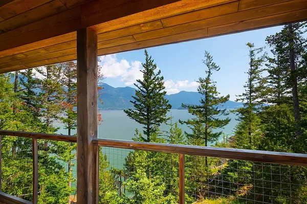 Gambier Island, BC V0N 1V0,970 Mount Artaban RD