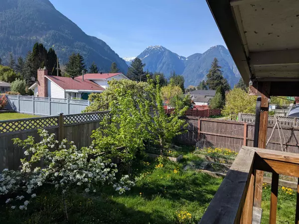 Hope, BC V0X 1L0,630 6th AVE