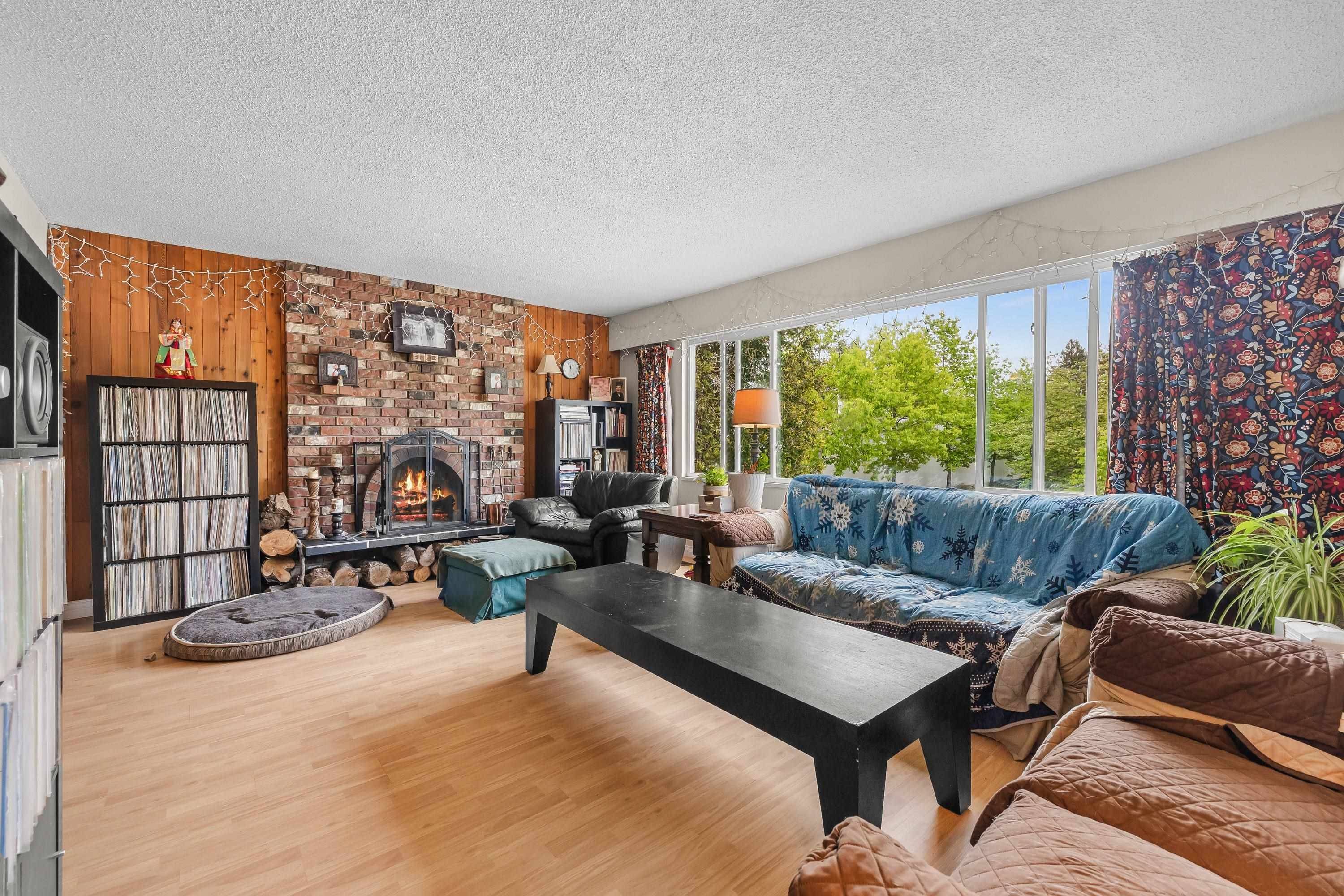 Surrey, BC V3R 3R5,10281 145 ST