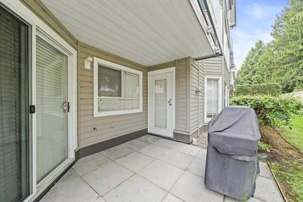 Surrey, BC V3R 0V2,15160 108 AVE #103