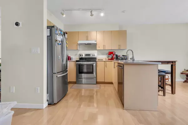 Surrey, BC V3W 1X1,12711 64 AVE #47