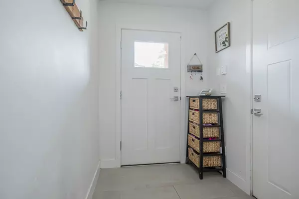 Maple Ridge, BC V2W 0J1,11305 240 ST #112