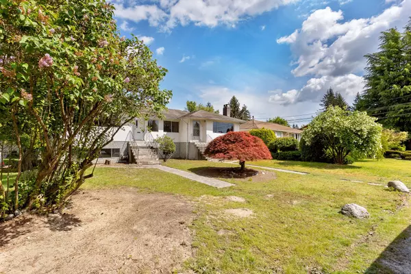 Port Coquitlam, BC V3B 4J8,3654 Flint ST