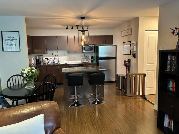 Maple Ridge, BC V2X 6M2,12075 228 ST #404