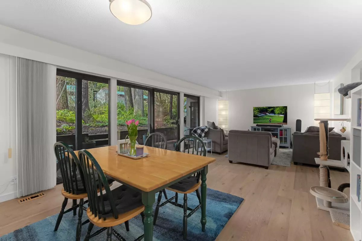 North Vancouver, BC V7R 4H4,2925 Capilano RD