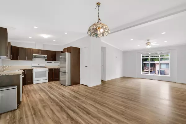 Squamish, BC V8B 0L8,1830 Mamquam RD #131