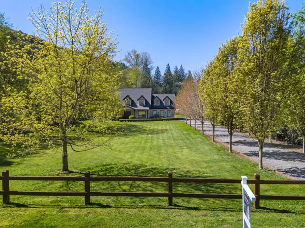 Yarrow, BC V2R 5G9,41842 Maple LN