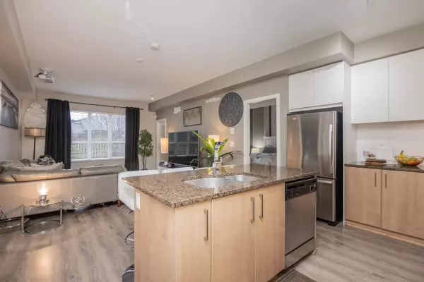 Surrey, BC V4N 6J8,6450 194 ST #109