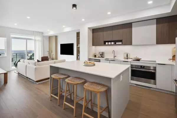 Coquitlam, BC V3E 3H2,3535 Highland DR #127