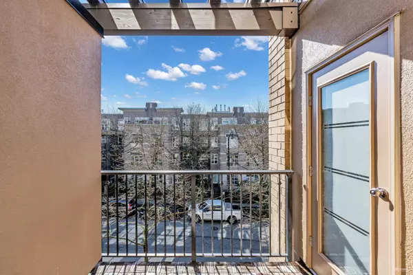Vancouver, BC V6K 4V2,2175 Salal DR #311