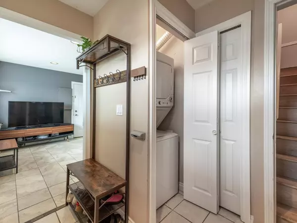 Burnaby, BC V5G 1R5,5983 Hardwick ST