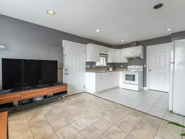 Burnaby, BC V5G 1R5,5983 Hardwick ST