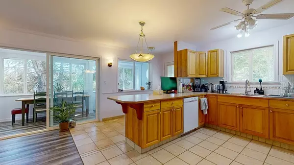 Gibsons, BC V0N 1V6,1502 Smith RD